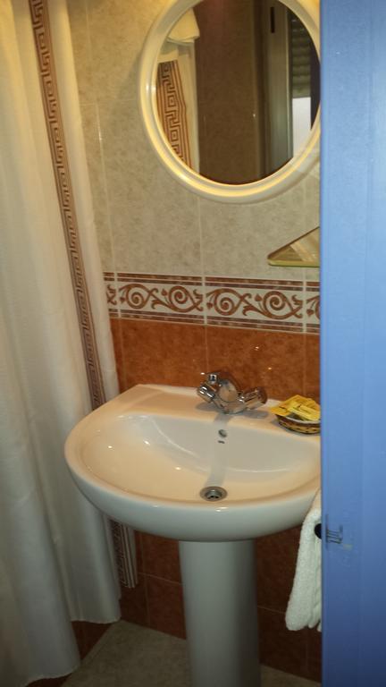 Hostal Guzman El Bueno By Gaiarooms León Værelse billede